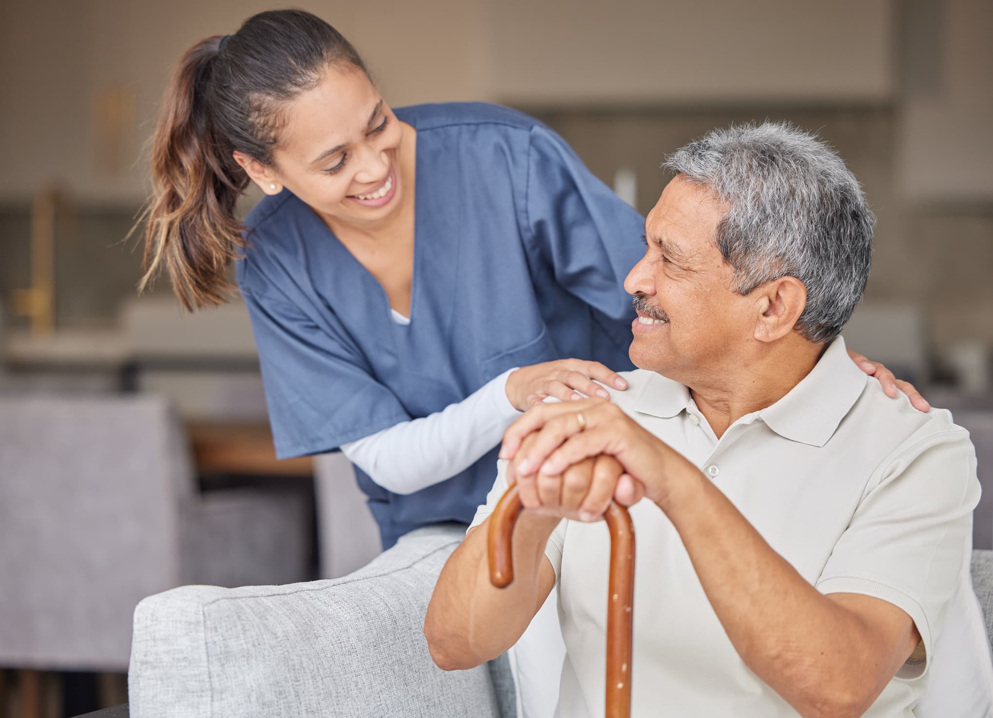 Understanding Caregiver Services in the USA: A Guide to Home Care, Overnight Support, and Finding Local Caregivers